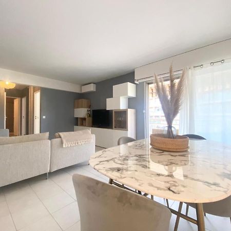 Apartment Antibes City-Center & Port Extérieur photo