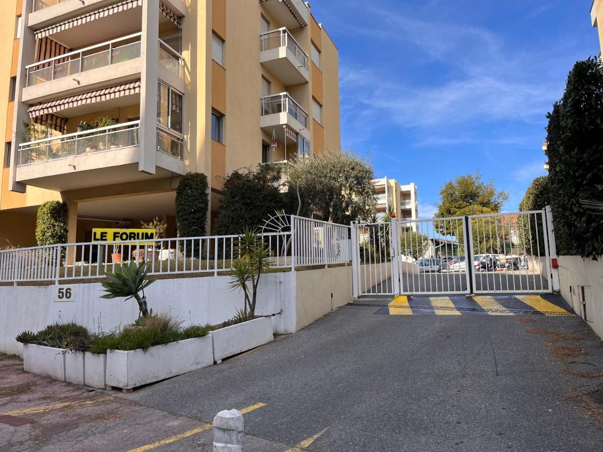 Apartment Antibes City-Center & Port Extérieur photo