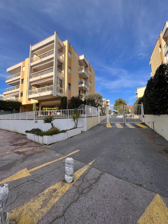 Apartment Antibes City-Center & Port Extérieur photo