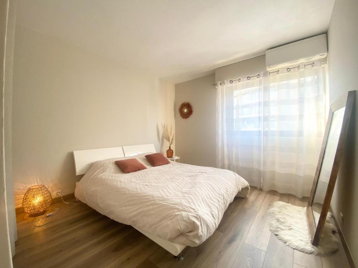 Apartment Antibes City-Center & Port Extérieur photo